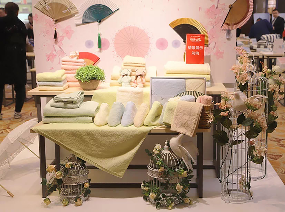 潔玉毛巾2019年全新推出靜日和系列這些溫柔時光中的靜美寧和之物崇尚自然本質,追求精致簡單 潔玉毛巾2019年全新推出靜日和系列這些溫柔時光中的靜美寧和之物崇尚自然本質,追求精致簡單